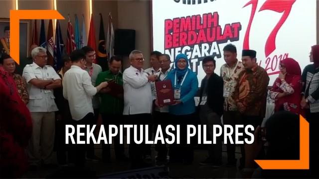 KPU telah merampungkan rekapitulsi suara pilpres 2019. Hasilnya pasangan Jokowi-Ma'ruf menang dengan unggul di 21 provinsi di Indonesia.