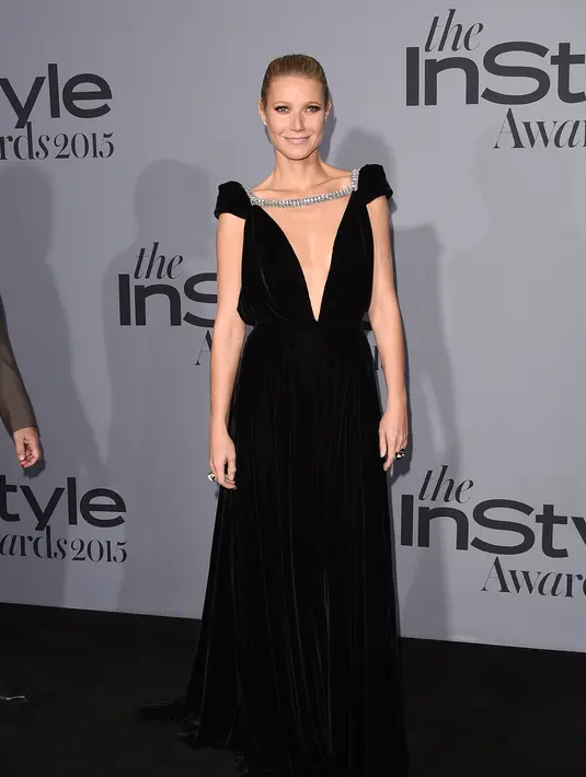 Seperti diketahui Chris Martin dan Gwyneth Paltrow memutuskan untuk mengakhiri hubungan pada Maret 2014. Namun hingga kini, keduanya masih berhubungan baik demi kedua anak mereka, Apple dan Moses. (AFP/Bintang.com)