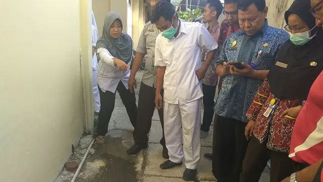 Bercak Darah di Balik Tembok Tempat Penemuan Bayi Malang Brebes