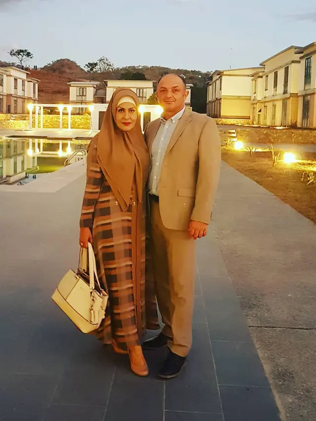 6 Potret Terbaru Mantan Istri Raul Lemos, Sudah Punya Cucu