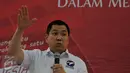 Hary Tanoesoedibjo saat menghadiri Rembug Pemuda di kantor DPP Partai Perindo, Jakarta, Selasa (27/10/2015). HT menegaskan bahwa pemuda saat ini harus memberikan kontribusi dan fokus pada perbaikan ekonomi masyarakat lemah. (Liputan6.com/Johan Tallo)