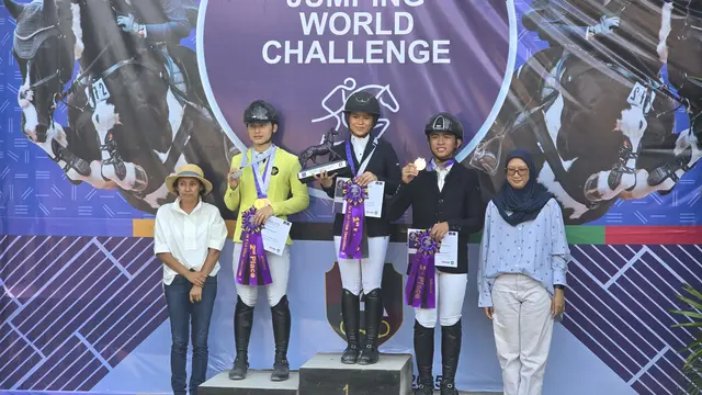 Podium FEI Jumping World Challenge 2025 di Arthayasa Stables