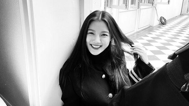 Potret Kim Yoo Jung, Si Cantik yang Bintangi Film 20th Century Girl