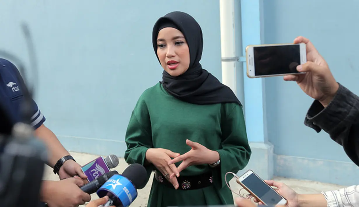 Chacha Frederica (Deki Prayoga/Fimela.com)