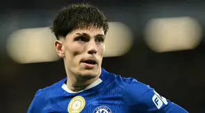 Gelandang Chelsea, Alejandro Garnacho, terlihat selama pertandingan sepak bola Premier League Inggris antara Chelsea dan Arsenal di Stamford Bridge, London, pada 30 November 2025. (JUSTIN TALLIS / AFP)