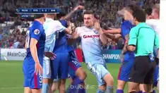Sydney FC membutuhkan kemenangan, tetapi gagal menjaringkan gol saat jumpa Shanghai Shenhua dan harus puas bermain imbang 0-0 pada...