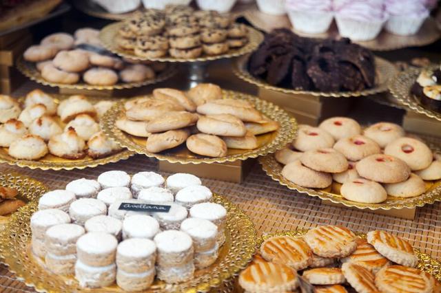 5. Kue Kering dan Hampers Lebaran