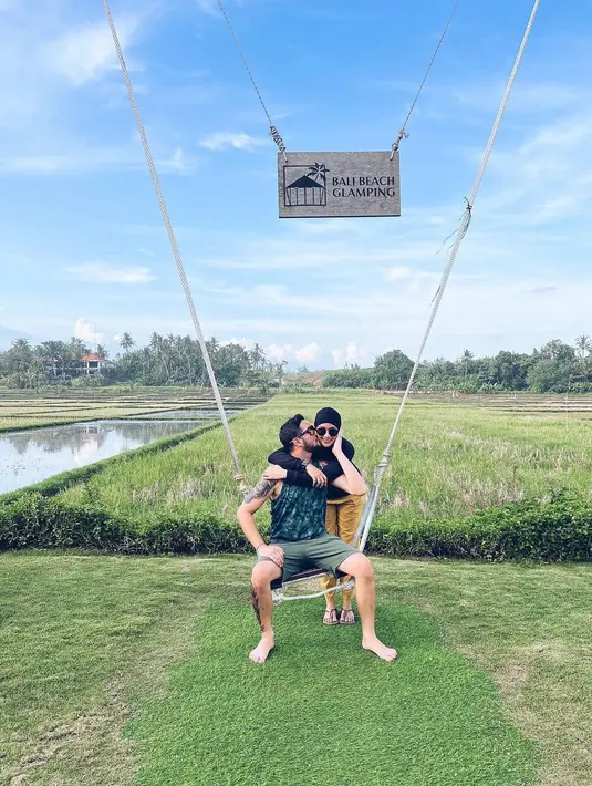 Selama enam tahun menikah, rumah tangga Aryani Fitriana dan Donny Michael termasuk sepi dari gosip. (FOTO: instagram.com/aryanifitriana24)