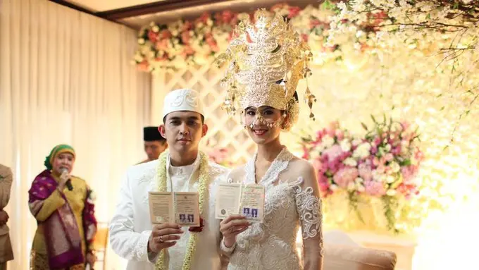 [Bintang] Naga Lyla dan Feby Rizky Andhika