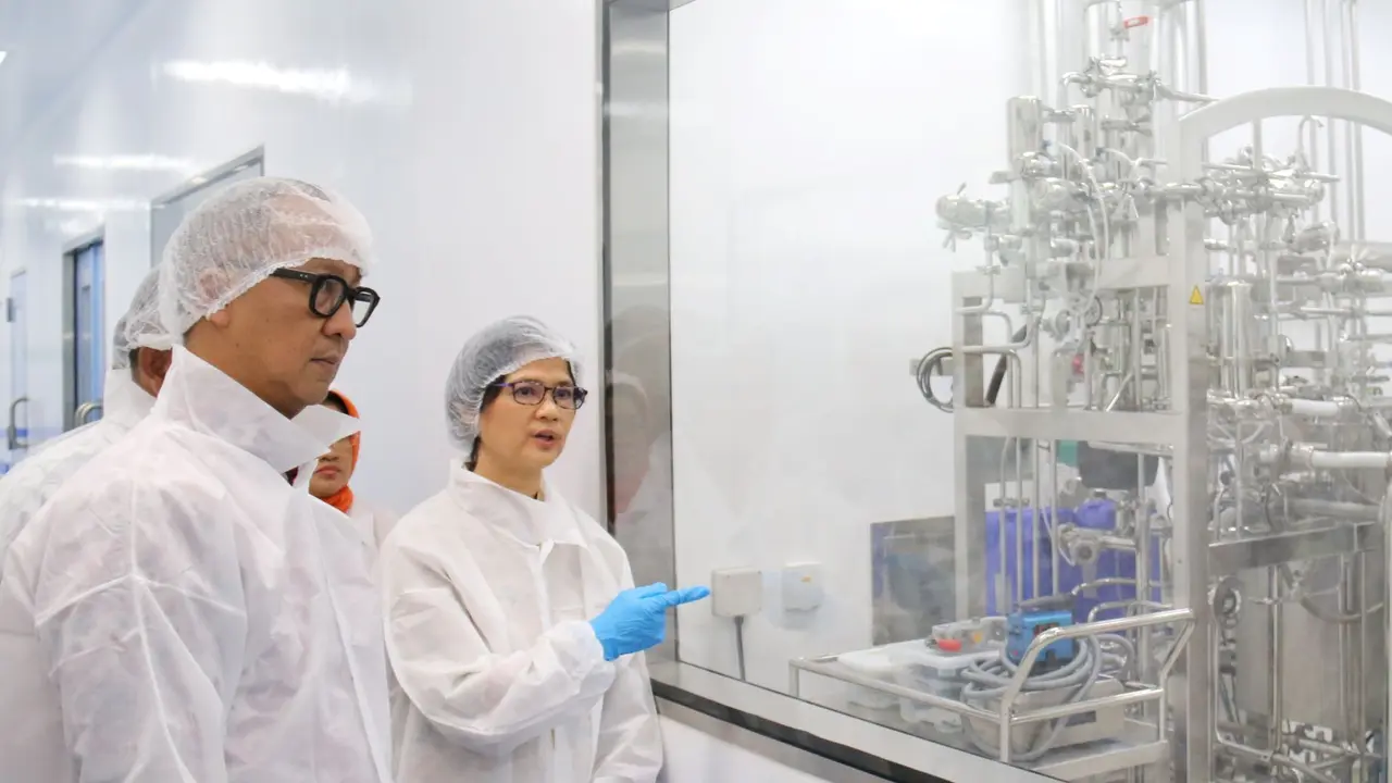 Menteri Perindustrian Agus Gumiwang Kartasasmita