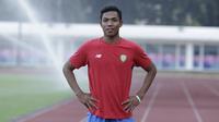 Pelari Indonesia, Lalu Muhammad Zohri, berpose saat ditemui di Stadion Madya, Senayan, Jakarta, Selasa (3/9). (Bola.com/M Iqbal Ichsan)