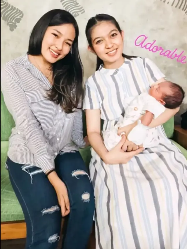 5 Potret Terbaru La Lembah Manah Adik Jan Ethes, Makin Gemas