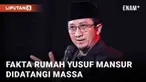 Ustaz Yusuf Mansur kembali jadi perbincangan. Puluhan orang mendatangi kediamannya pada Senin (20/6/2022). Kedatangan massa terkait masalah bisnis investasi yang promosikan UYM. Rombongan massa gagal bertemu UYM, disebut karena tidak ada di tempat.