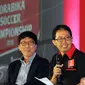 Direktur Utama PT GTS, Joko Driyono (kedua kiri) menjawab pertanyaan saat peluncuran Torabika Soccer Championship 2016 di Hotel Mulia, Jakarta, Senin (18/4/2016). TSC diikuti 18 klub sepakbola professional se-Indonesia. (Liputan6.com/Helmi Fithriansyah)