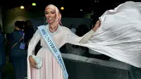 Sosok Khadija Omar, Finalis Miss Universe Berhijab Pertama yang Lahir di Kamp Pengungsian