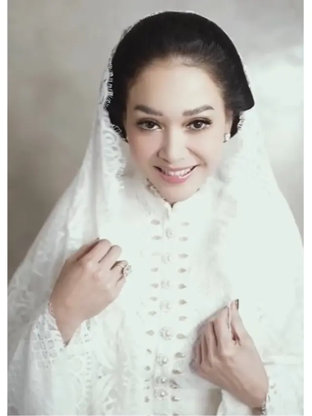 6 Detail Gamis Maia Estianty di Pengajian Al Ghazali, Anggunnya Bikin Terpukau