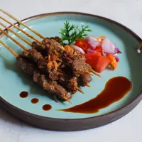 ilustrasi sate maranggi/EndwiaSS/Shutterstock