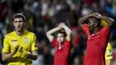 Gelandang Portugal, William Carvalho, tampak kecewa ditahan imbang Ukraina pada laga Kualifikasi Piala Eropa 2020 di Stadion Luz, Lisbon, Jumat (22/3). Kedua negara bermain imbang 0-0. (AFP/Patricia De Melo Moreira)