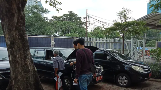 Lelang KPK