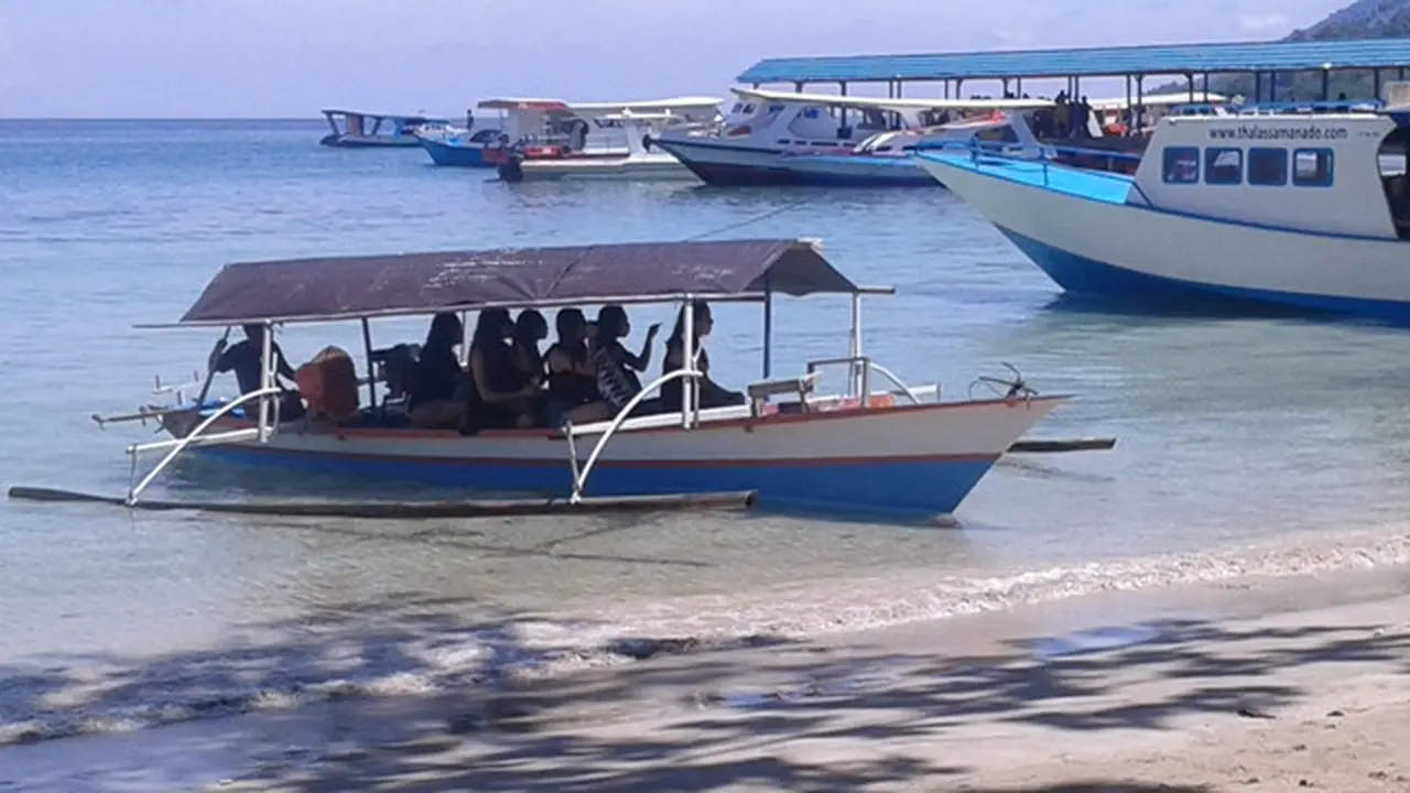 Pesona wisata laut Taman Nasional Bunaken, salah satu andalan pariwisata di Sulut.