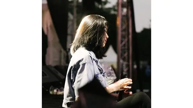6 Gaya Isyana Sarasvati dengan Rambut Barunya, Makin Cantik Usai Menikah