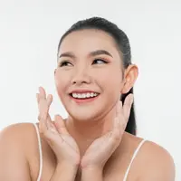 Kulit wanita sehat dan segar (Foto dok : Freepik/jcomp).