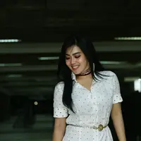 Syahrini yang sering kali melakukan show ke  beberapa tempat sekalipun mengakui kemegahan panggung dan teknologi yang digunakan. Bahkan disebut-sebut pertama ditampilkan di Indonesia. (Galih W. Satria/Bintang.com)