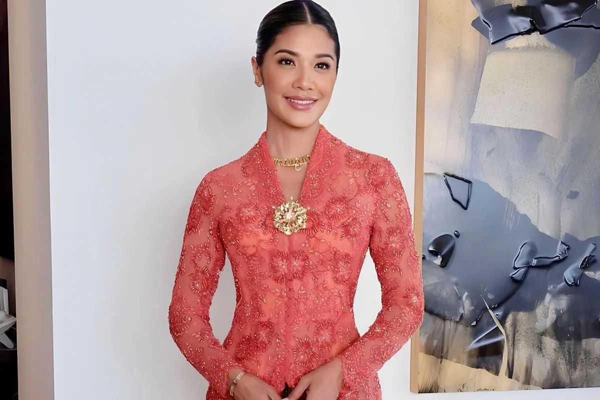 10 Gaya Elegan ala Ibu Pejabat Pakai Kebaya, dari Arumi Bachsin, Kahiyang Ayu hingga Selvi Ananda