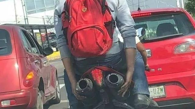 Terlihat Biasa, 6 Foto Ini Malah Bikin Ngakak Setelah Dilihat dengan Teliti