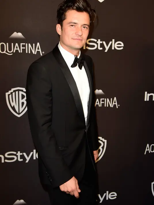 Heboh, dan bikin geger ya itulah tingkah laku Orlando Bloom yang nekat berlibur ke pantai tanpa sehelai pakaian alias bugil. Padahal, banyak pengunjung pantai yang melihat aksi konyol kekasih Katy Perry ini. (AFP/Bintang.com)