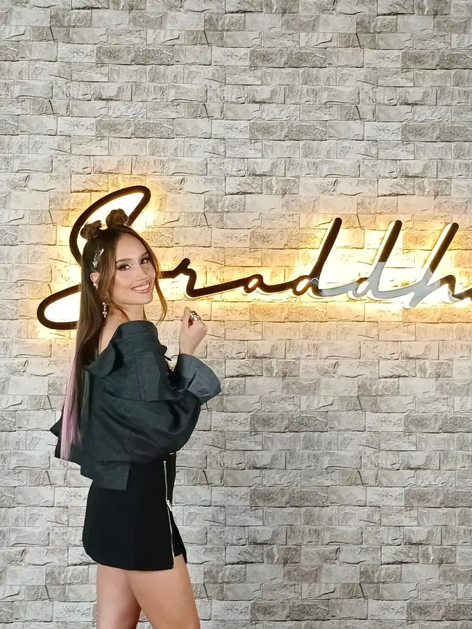 Cinta Laura (FIMELA)