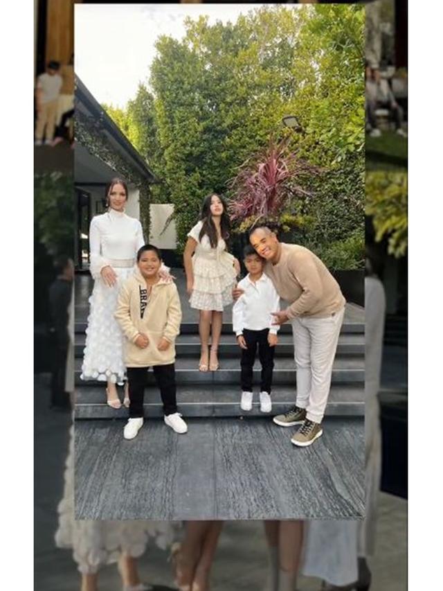 6 Momen Nia Ramadhani Jalani Pemotretan Bareng Generasi Bakrie, Keluarga Old Money