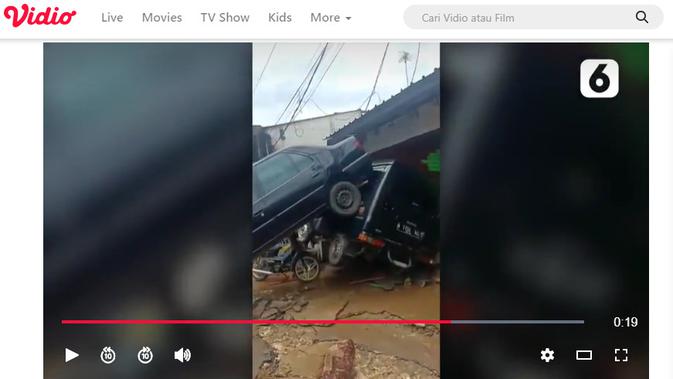 Cek Fakta  menelusuri klaim foto mobil korban banjir di Bekasi pada 20 Februari 2021