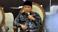 Datangi Kantor DPP Golkar, Ade Komarudin Bawa Pengawal Berseragam