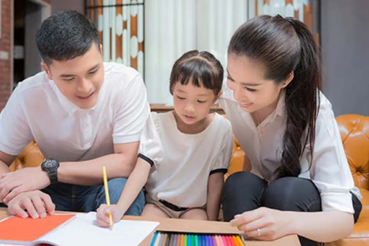 Sudah kenalkah Anda sebagai orang tua dengan 8 kecerdasan anak Anda? Yuk, kenali sejak dini!