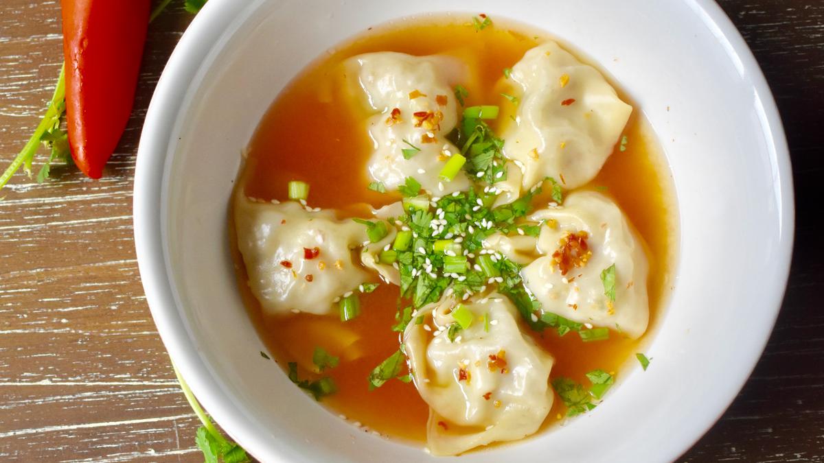 5 Makanan Tradisional Imlek yang Bawa Keberuntungan di Tahun Kuda