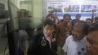 Menjelang libur natal dan tahun baru, Menteri ESDM Ignasius Jonan mengunjungi pos pemantauan Gunung Merapi di Kaliurang (Liputan6.com/ Switzy Sabandar)