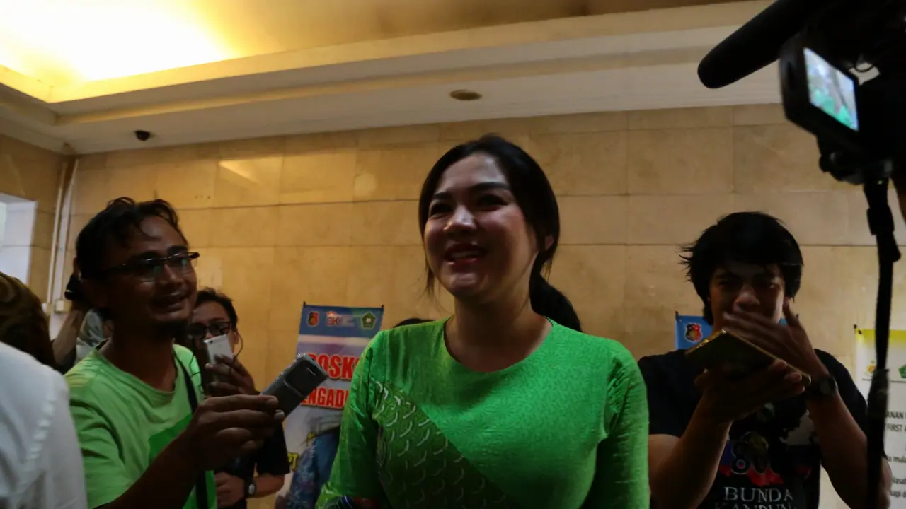 [Bintang] Vicky Shu