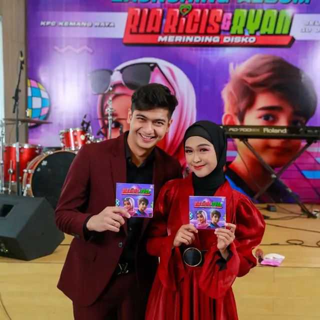 [Fimela] Ria Ricis - Teuku Ryan
