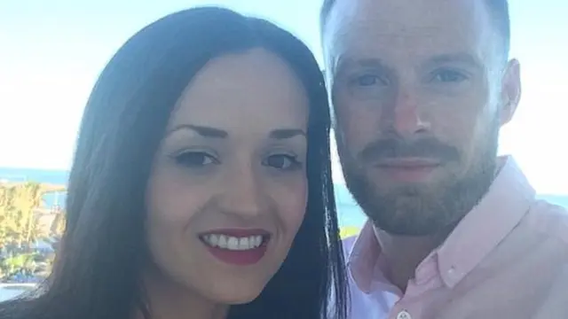 [Bintang] Foto Ini Diambil Sebelum Dokter Mengatakan Aku Terkena Kanker