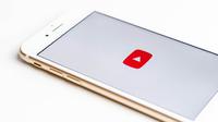 Ilustrasi Youtube (Photo by Sara Kurfeß on Unsplash)