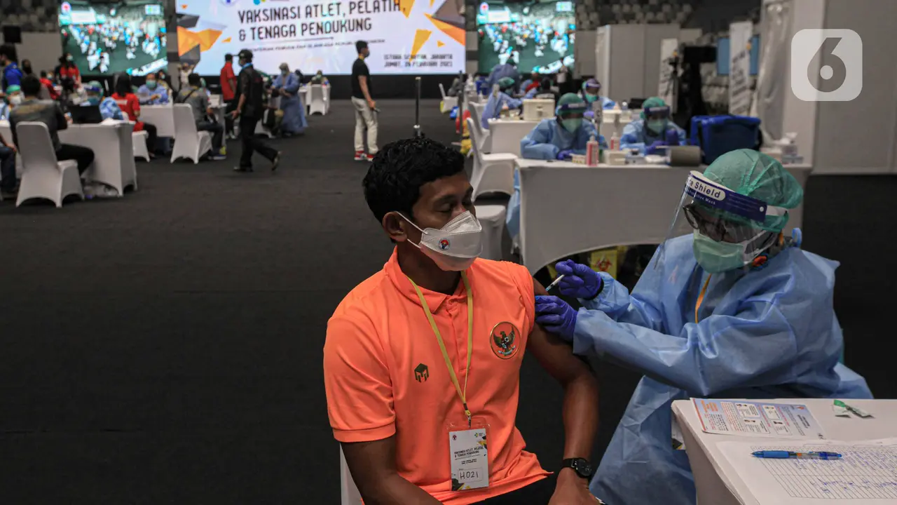 FOTO: Atlet, Pelatih, dan Tenaga Pendukung Jalani Vaksinasi COVID-19 di Istora Senayan