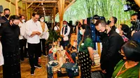 Jokowi Apresiasi Teknologi Pengolahan Bambu dengan Sistem Laminasi Saat Kunjungi Ngada
