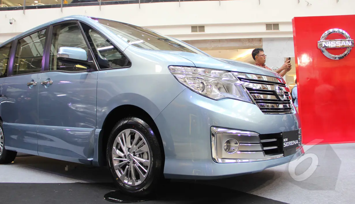 Banderolnya masing-masing, tipe X Rp 364 juta, Highway Star Rp 409 juta, dan Autech sebagai tipe tertinggi Rp 441 juta. Semua harga sudah berstatus on the road Jakarta, Jakarta, Jumat (13/3/2015). (Liputan6.com/Helmi Afandi)