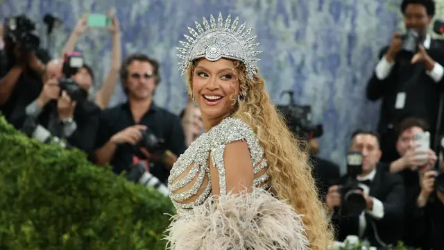 Gemerlap Perhiasan Beyonce di Met Gala 2026, Kalungnya Saja Bernilai Rp 869 Miliar