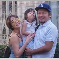 Di liburan yang panjang ini, banyak orang yang memanfaatkan waktunya dengan pergi bersama orang terkasih. Hal tersebut juga berlaku bagi beberapa artis Indonesia, salah satunya adalah Gading Marten dan Gisella Anastasia. (Foto: instagram.com/gisel_la)