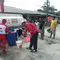Kekeringan dan Kriris Air Bersih di Depok, Warga Menumpang Mandi di SPBU