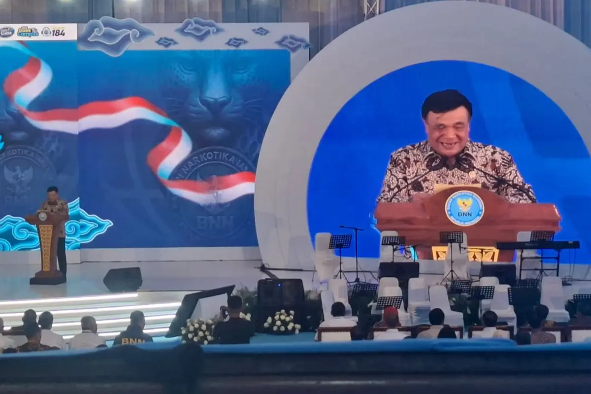 Menko Polkam Djamari Chaniago dalam peringatan Hari Anti Narkotika Internasional 2026 di Balai Besar Rehabilitasi BNN di Kawasan Lido, Bogor.