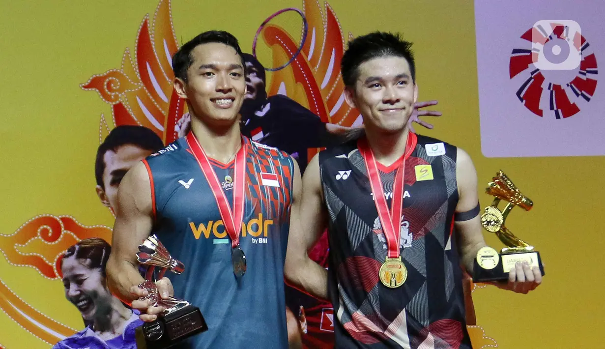 Jonatan Christie harus puas menempati posisi runner-up usai kalah dari Kunlavut Vitidsarn. (Liputan6.com/Herman Zakharia)