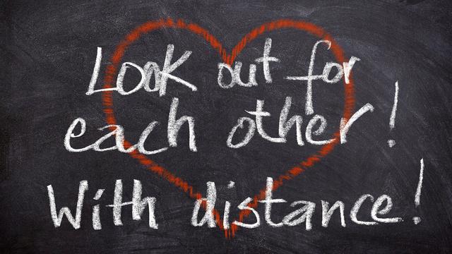 Ilustrasi Social Distancing